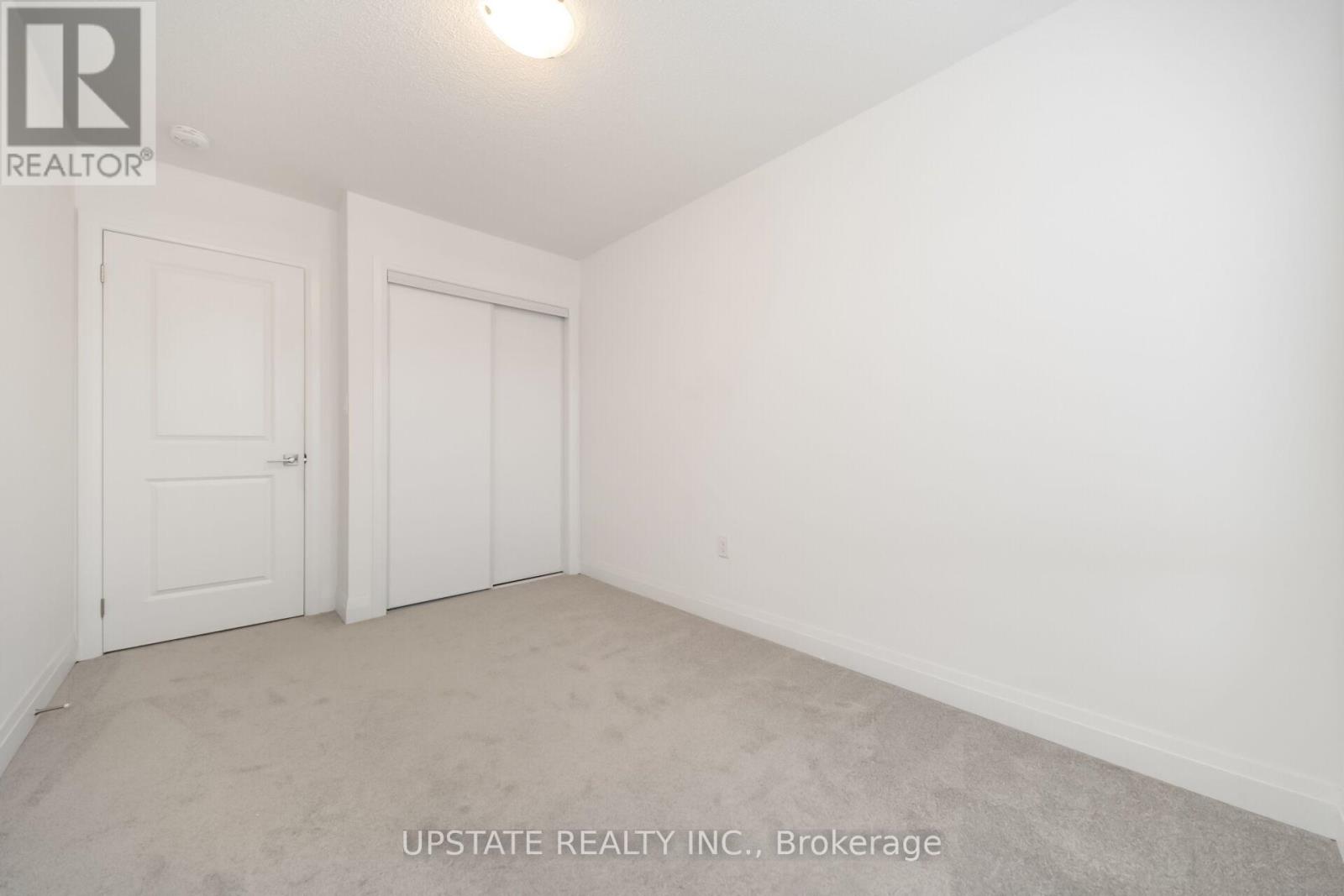 45 HUMBERSTONE DRIVE - 33