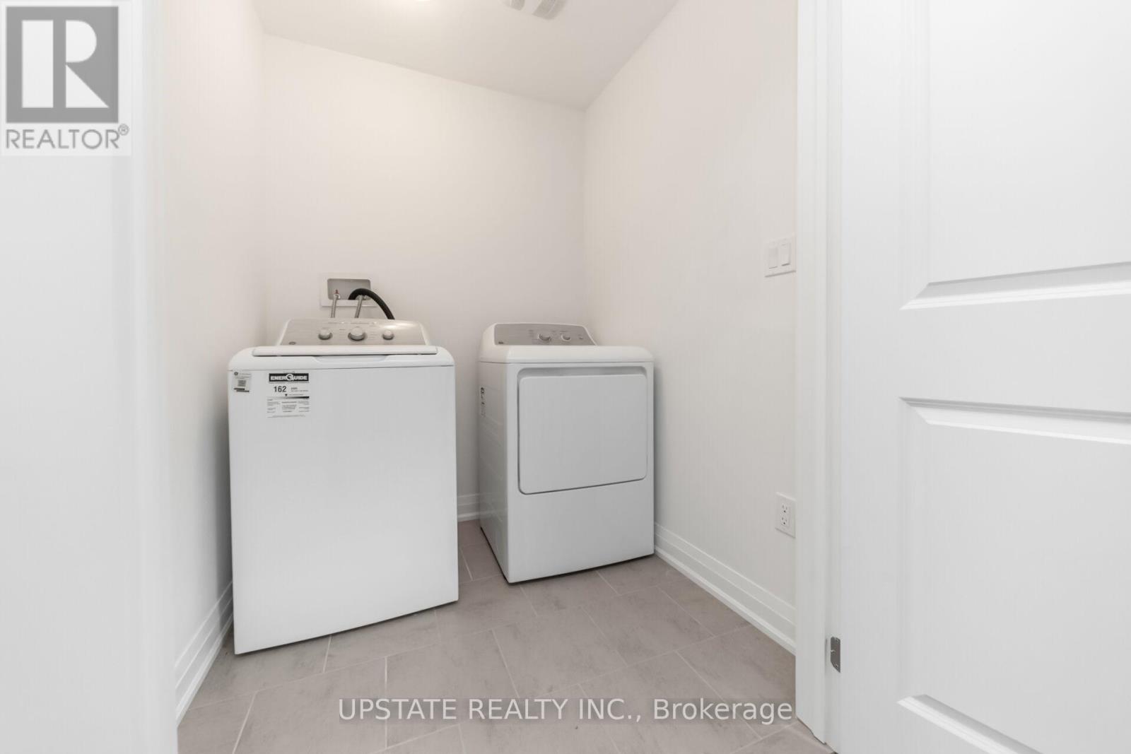 45 HUMBERSTONE DRIVE - 37