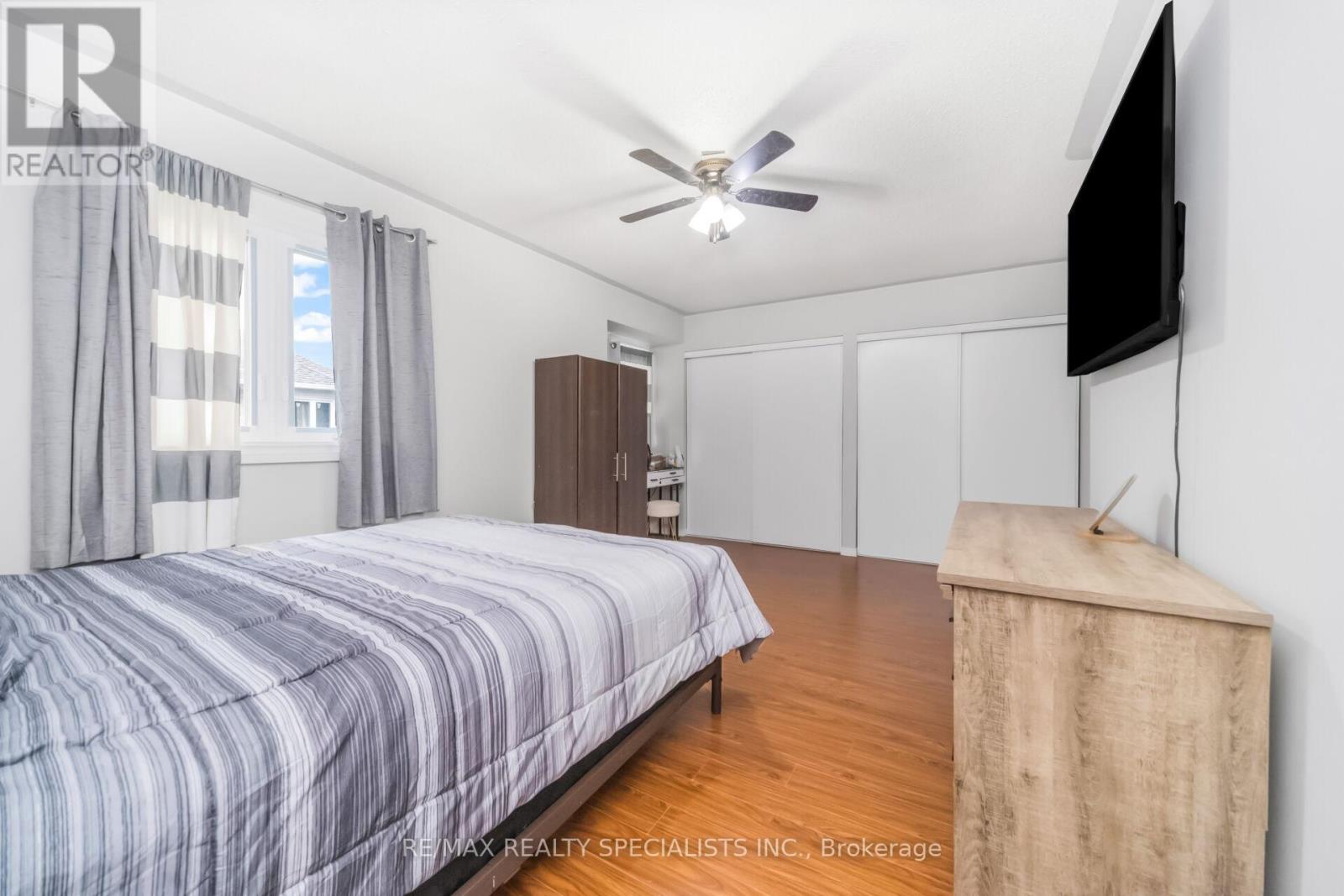90 WICKSTEAD COURT - 28