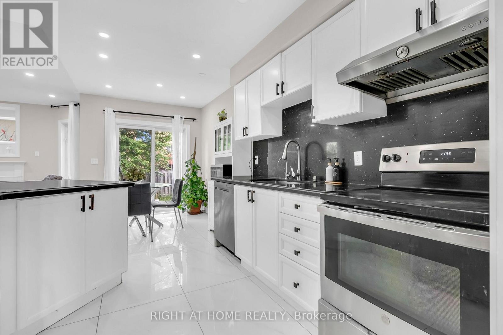 847 STONEBRIDGE AVENUE - 19