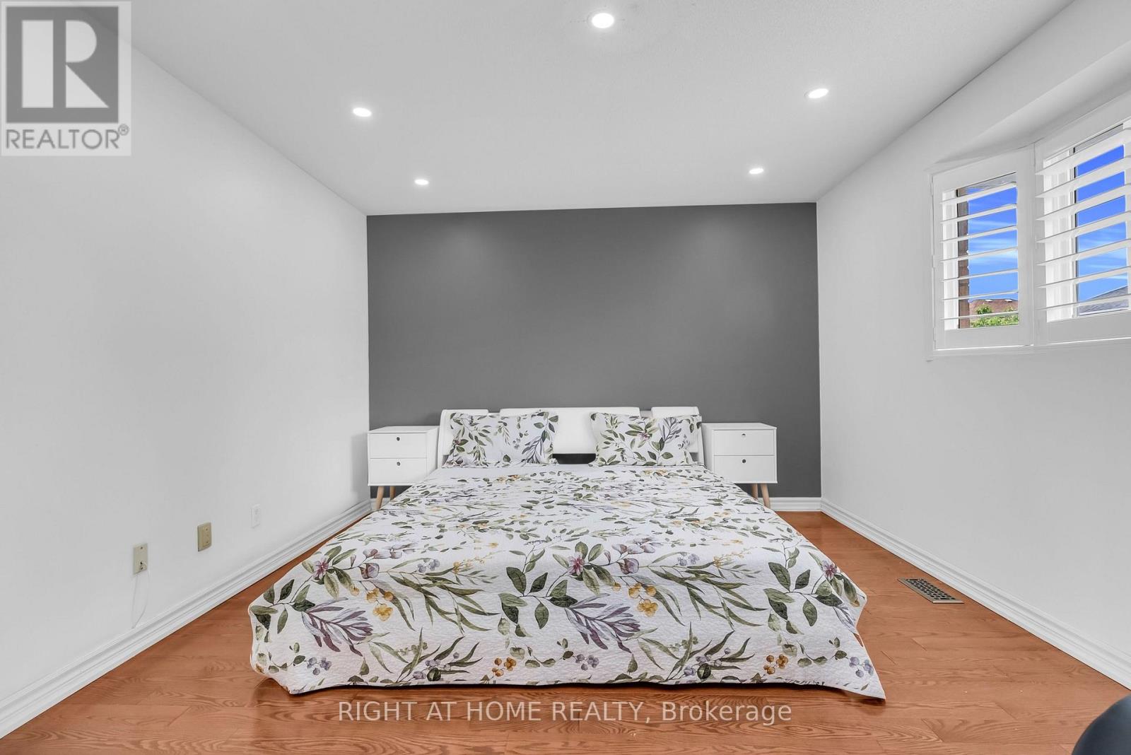 847 STONEBRIDGE AVENUE - 25