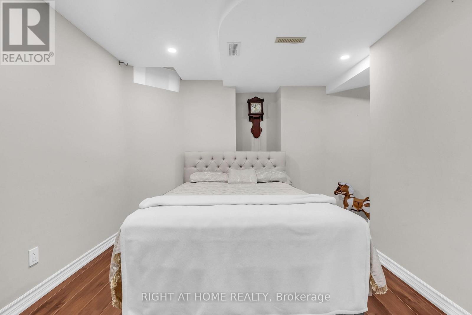 847 STONEBRIDGE AVENUE - 37