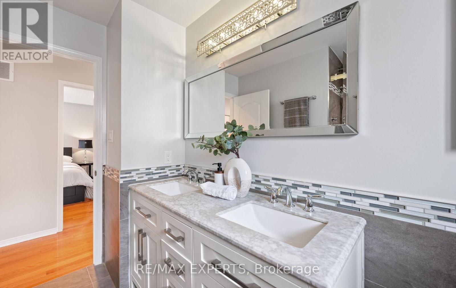 214 WATERBURY STREET - Image 32