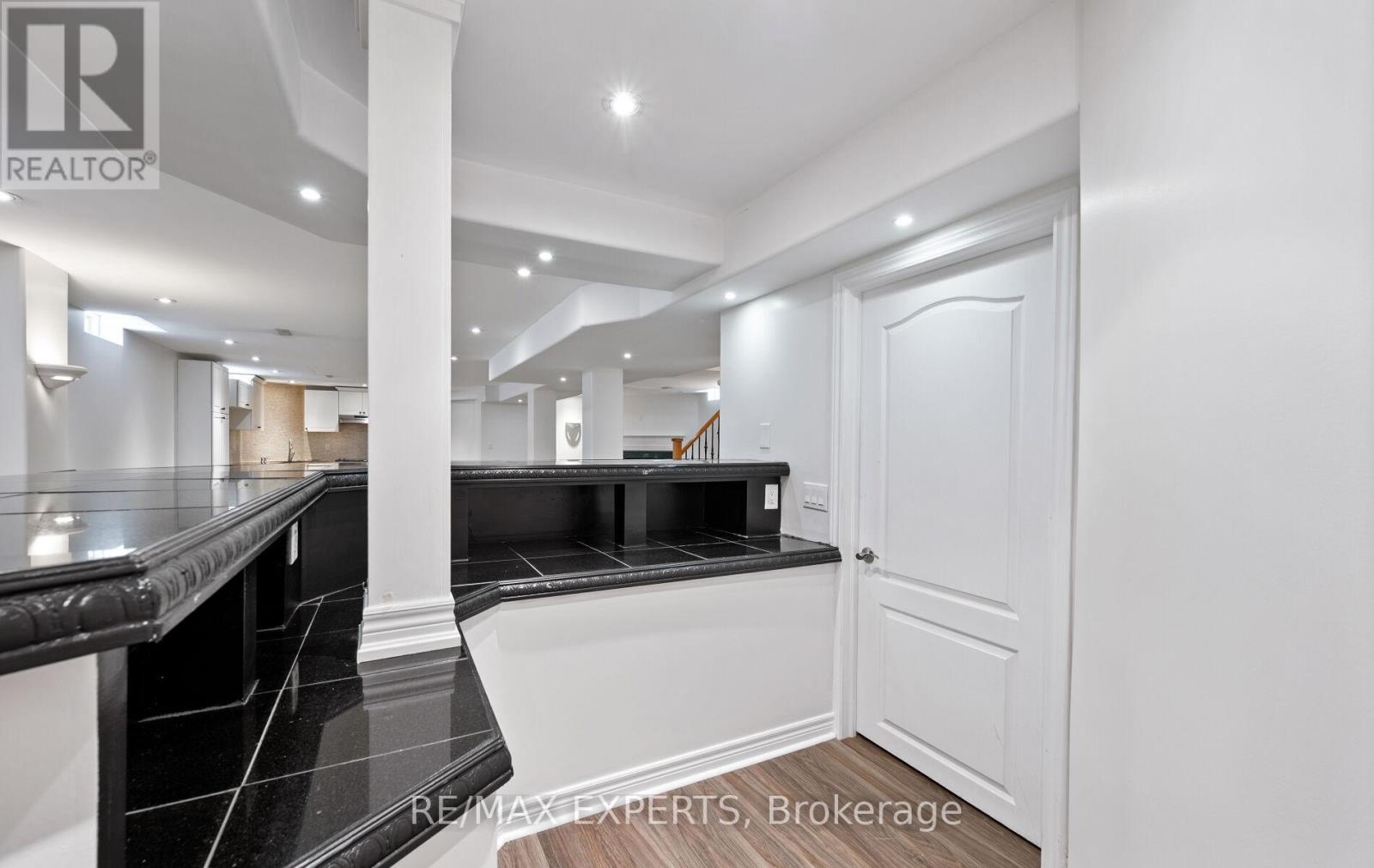 214 WATERBURY STREET - Image 41