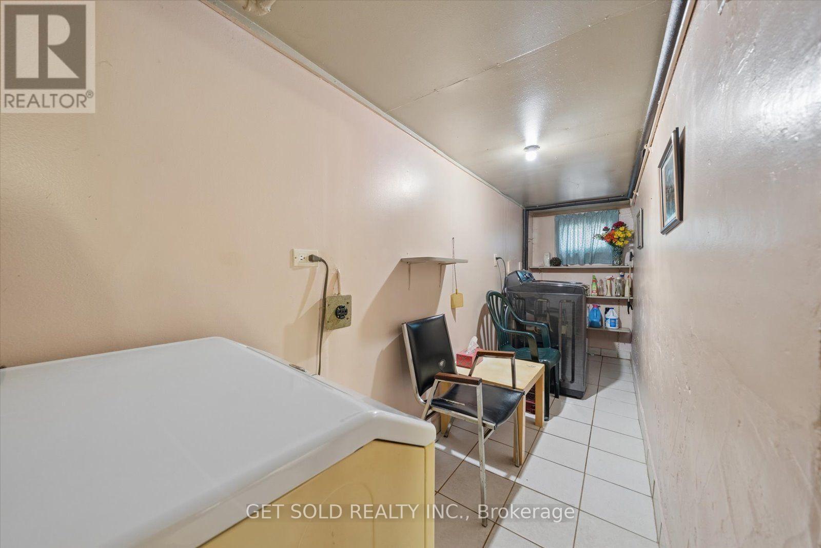 101 SEVENTEENTH STREET - 28