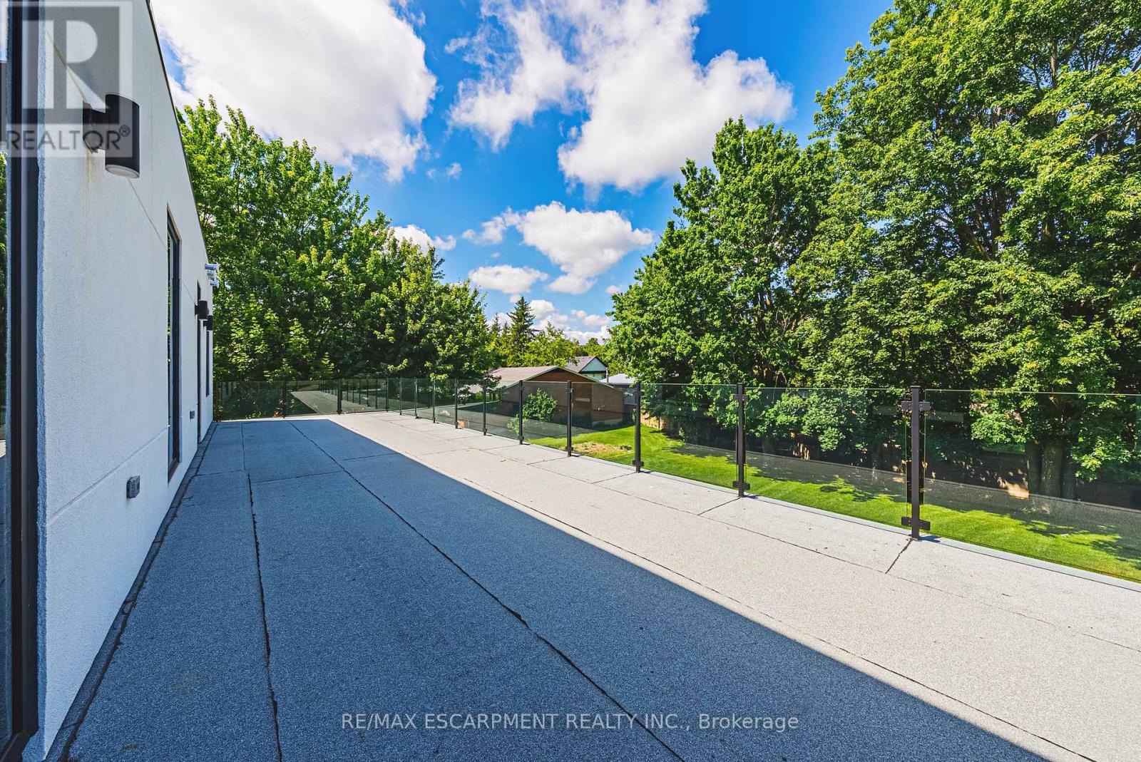 4511 GUELPH LINE - 38