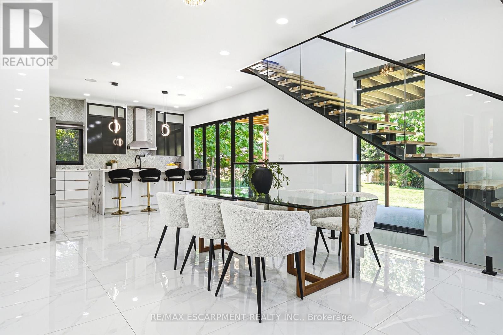4511 GUELPH LINE - 6