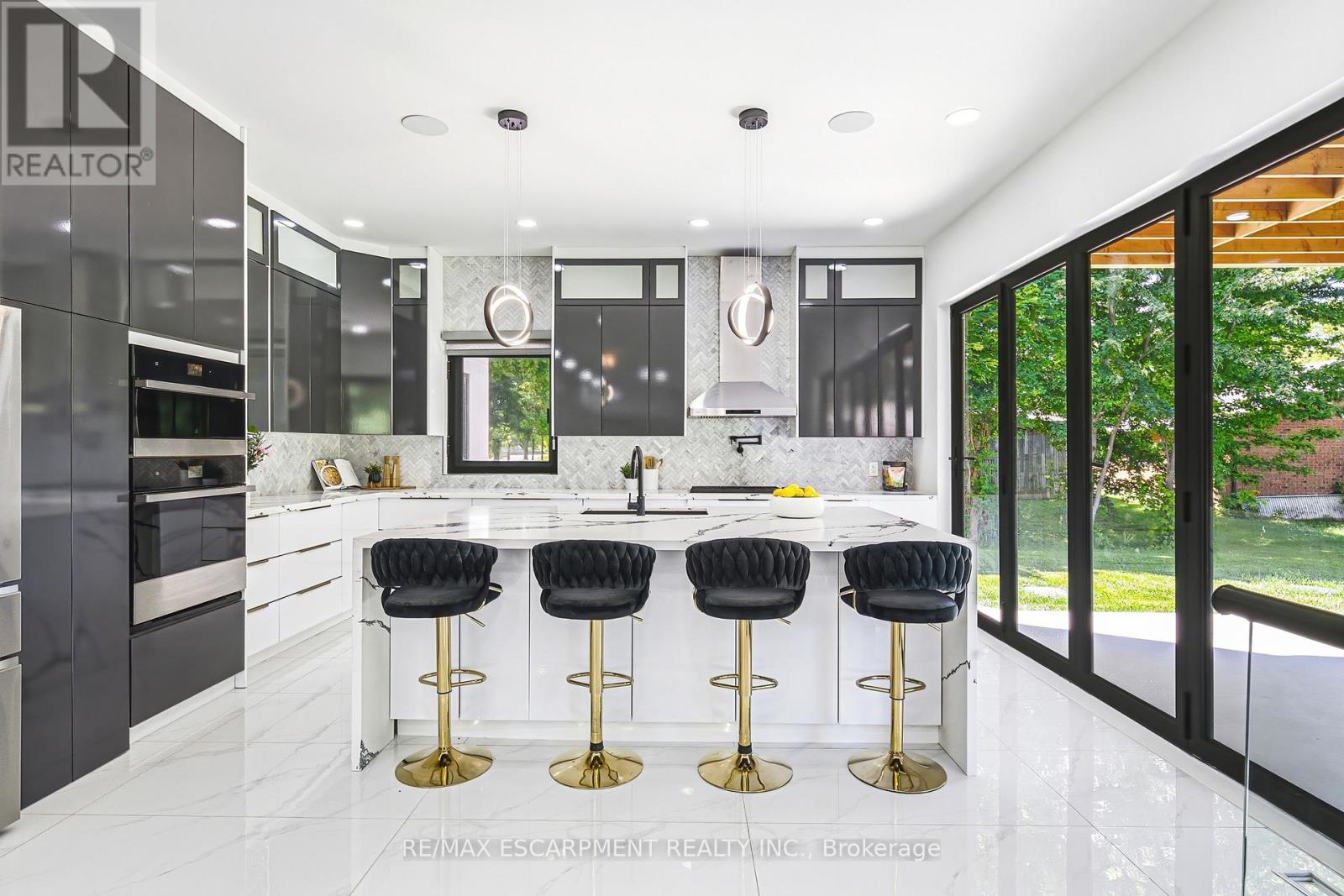 4511 GUELPH LINE - 7