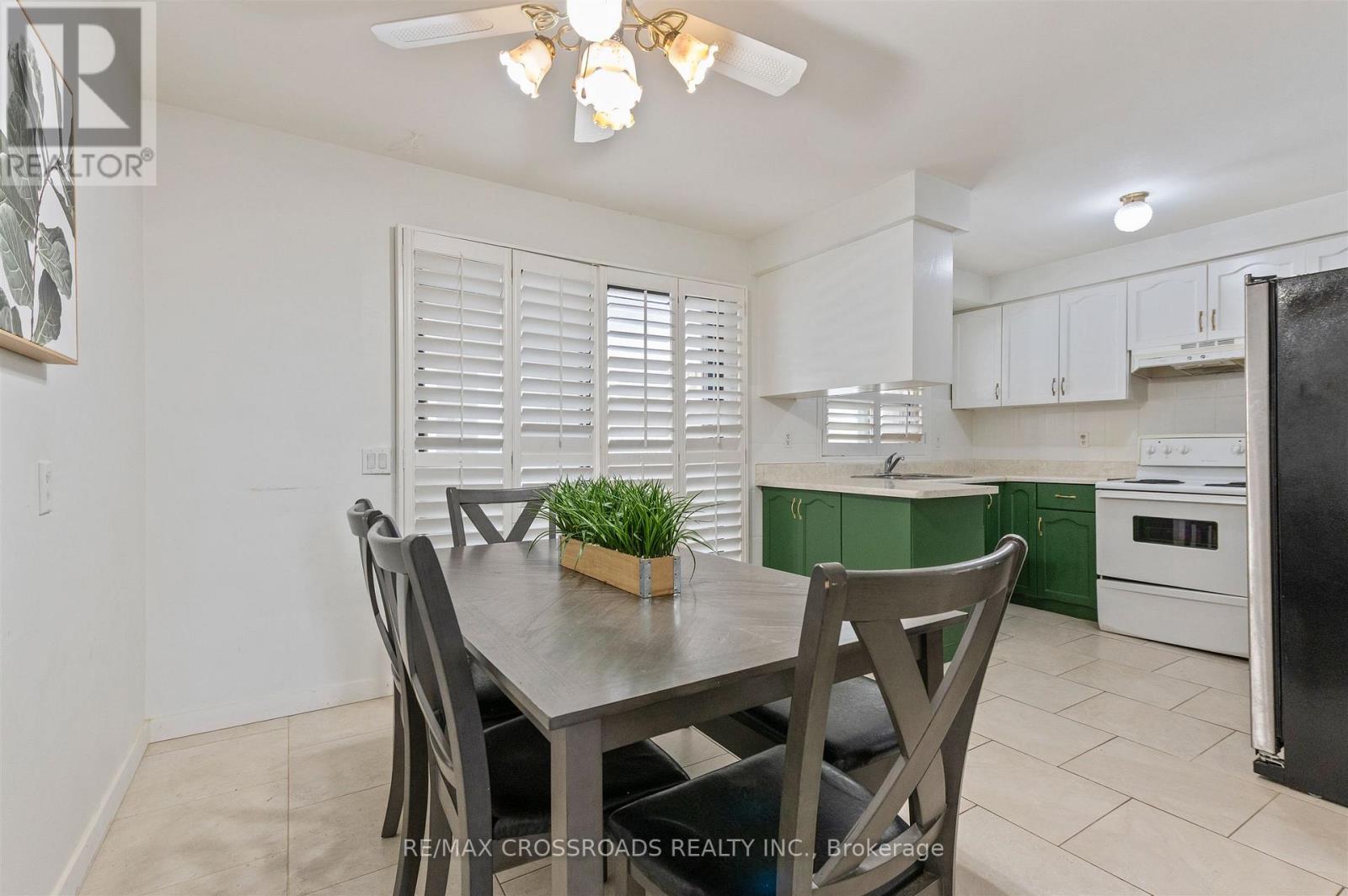 98 WILLOWRIDGE ROAD - 16