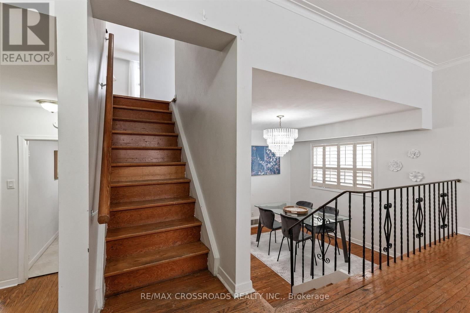 98 WILLOWRIDGE ROAD - 21
