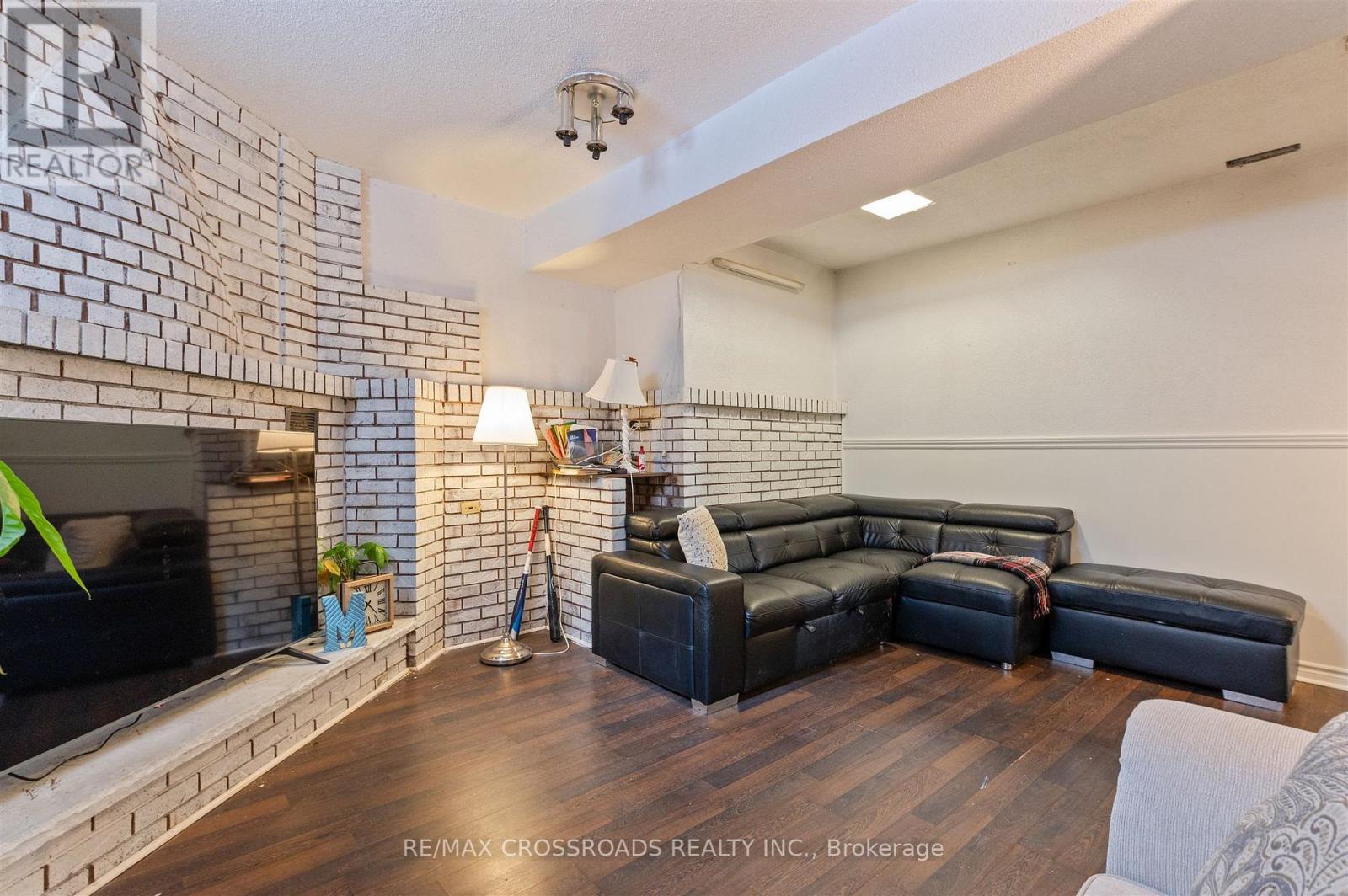 98 WILLOWRIDGE ROAD - 30