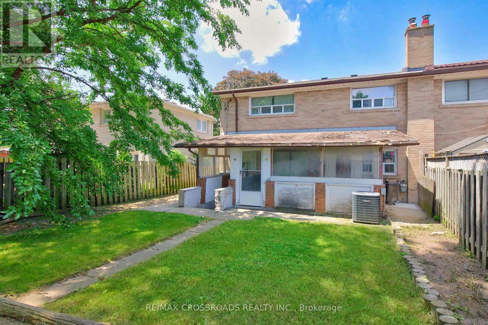 98 WILLOWRIDGE ROAD - 37