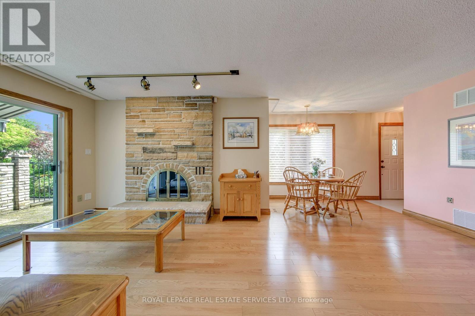 14 GOVERNOR GROVE CRESCENT - Image 14