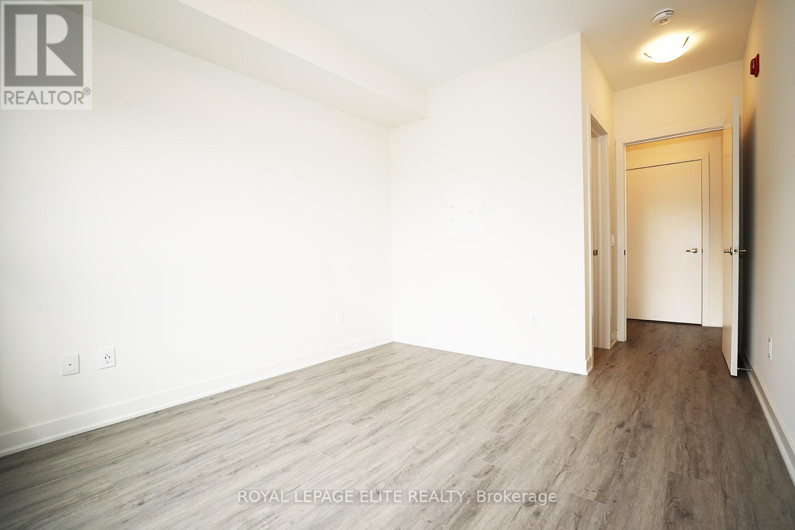 #303 340 PLAINS ROAD E - 17