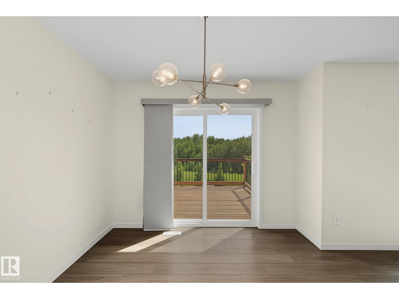 122 HORTON WY — photo 15