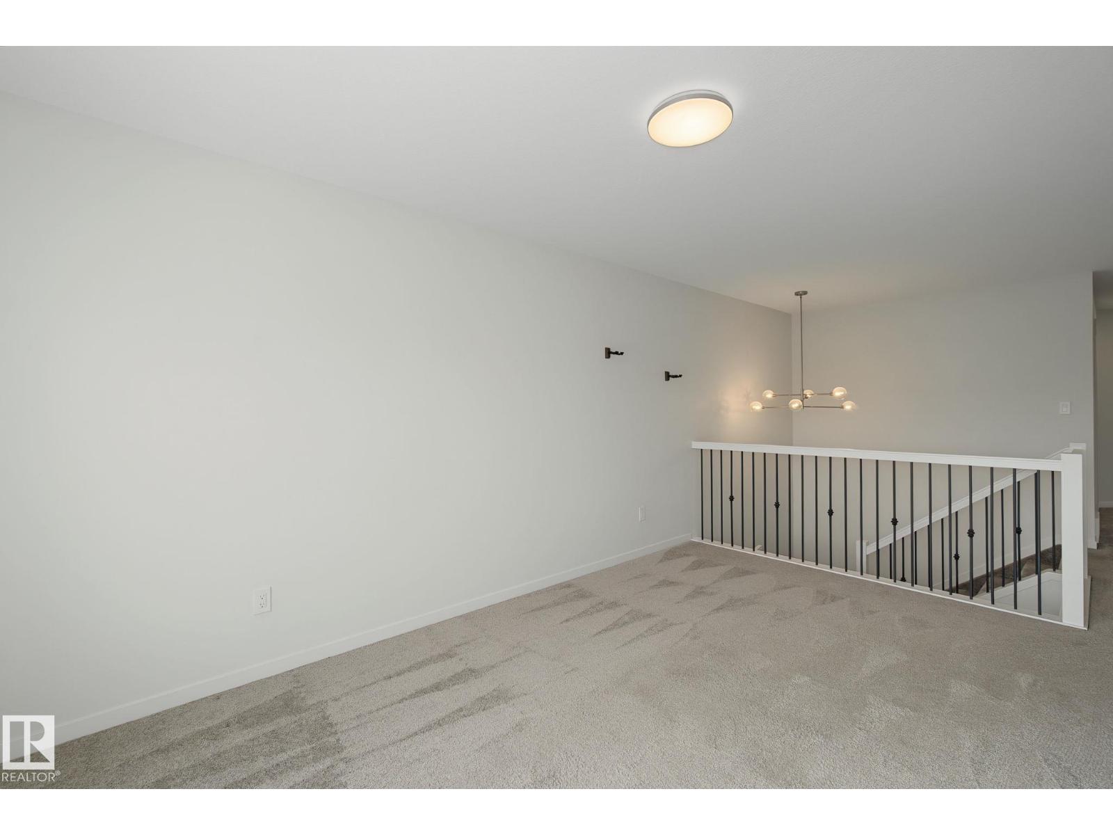 122 HORTON WY — photo 26
