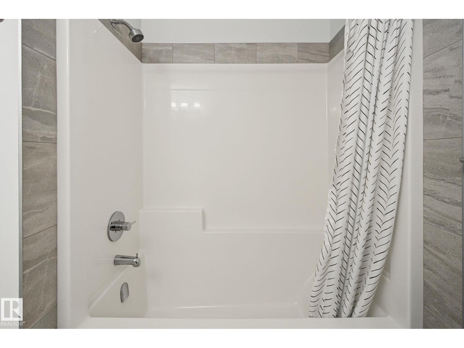 122 HORTON WY — photo 43