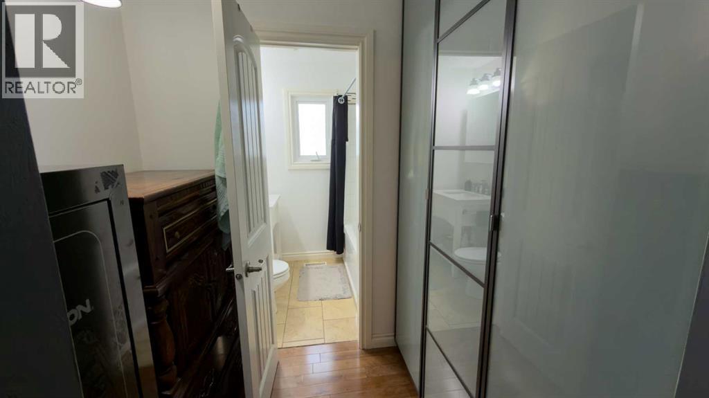 1213 4 Avenue - 12