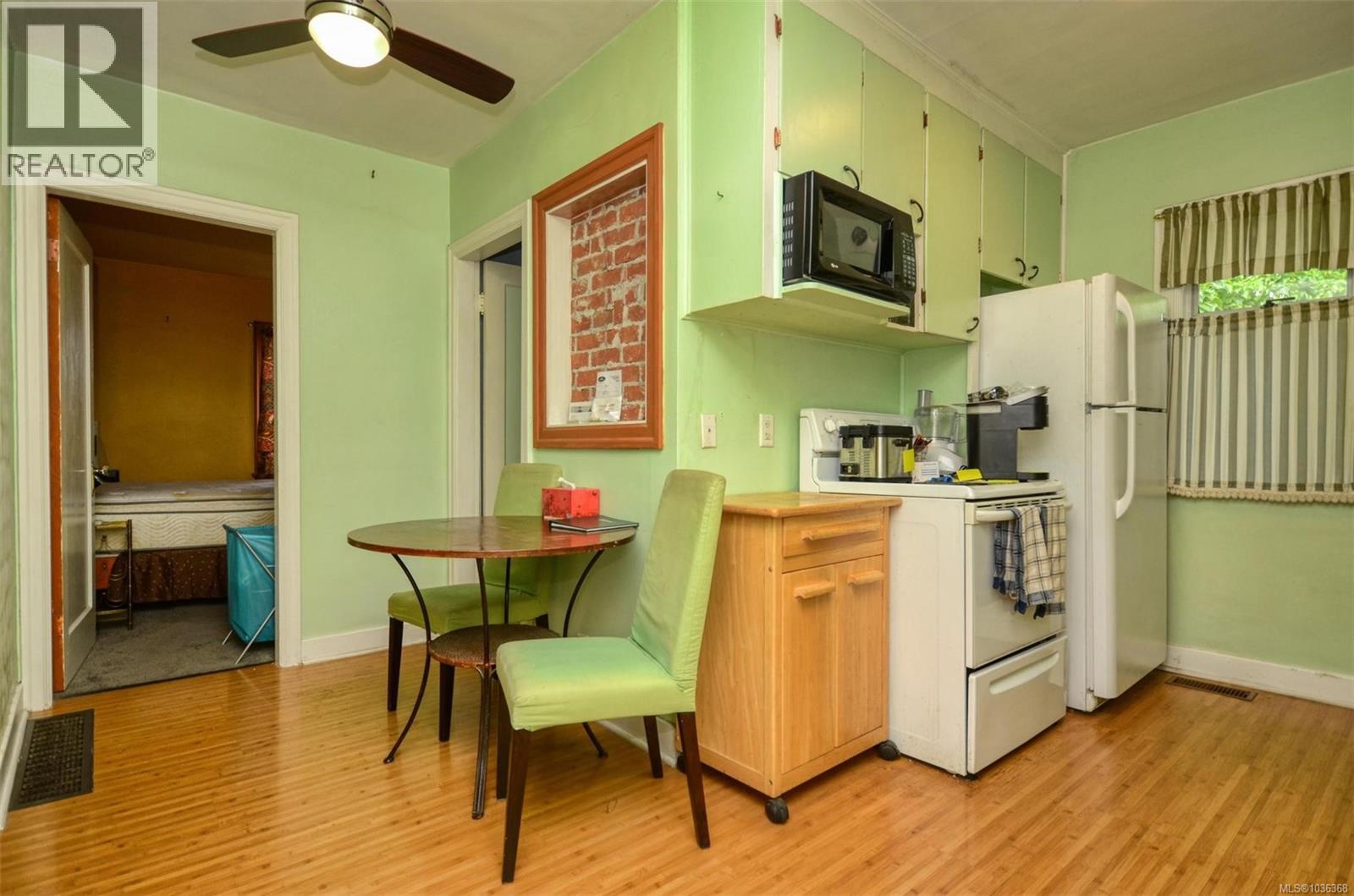 90 Obed Ave - 14
