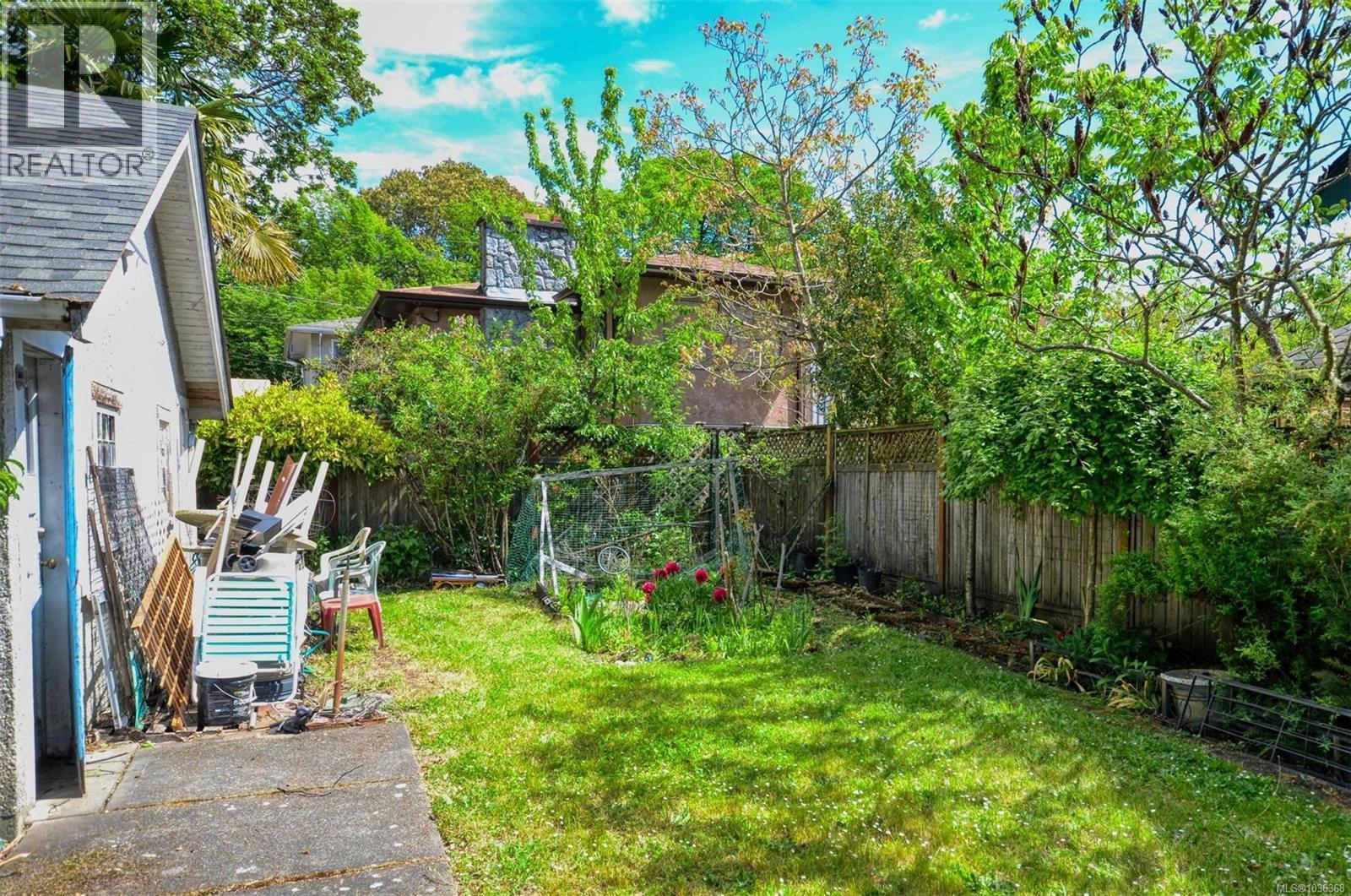 90 Obed Ave - 23