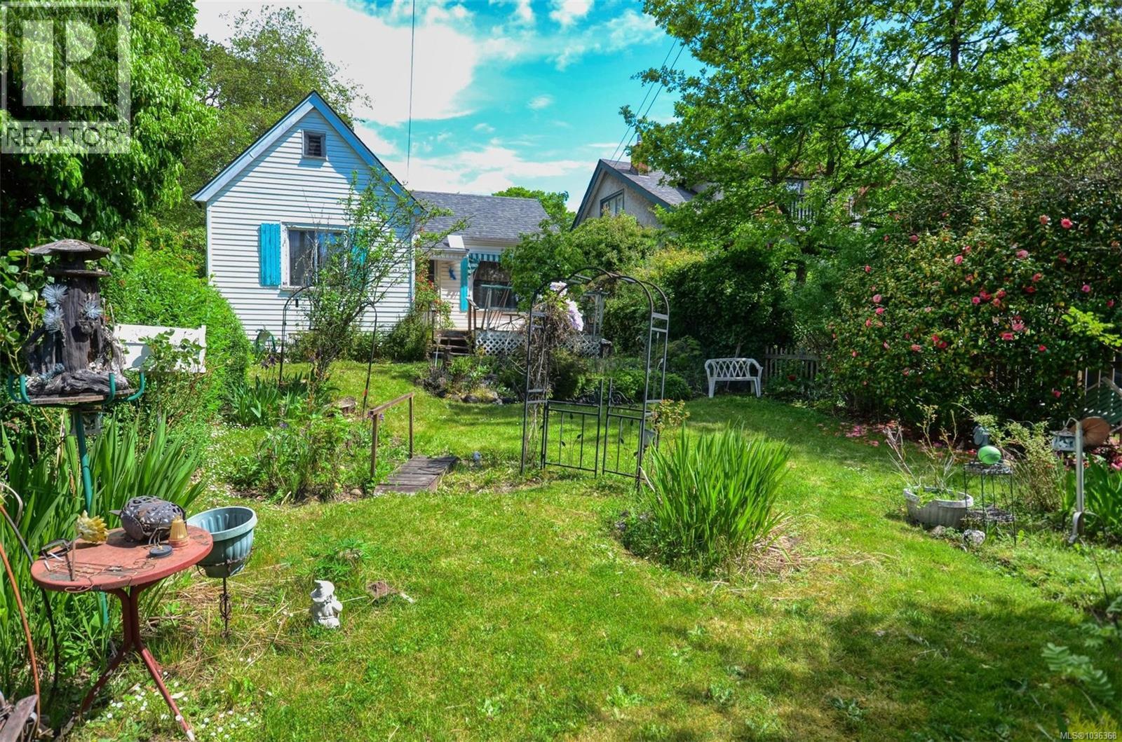 90 Obed Ave - 24