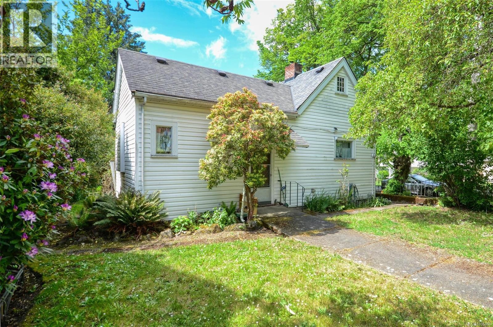 90 Obed Ave - 12