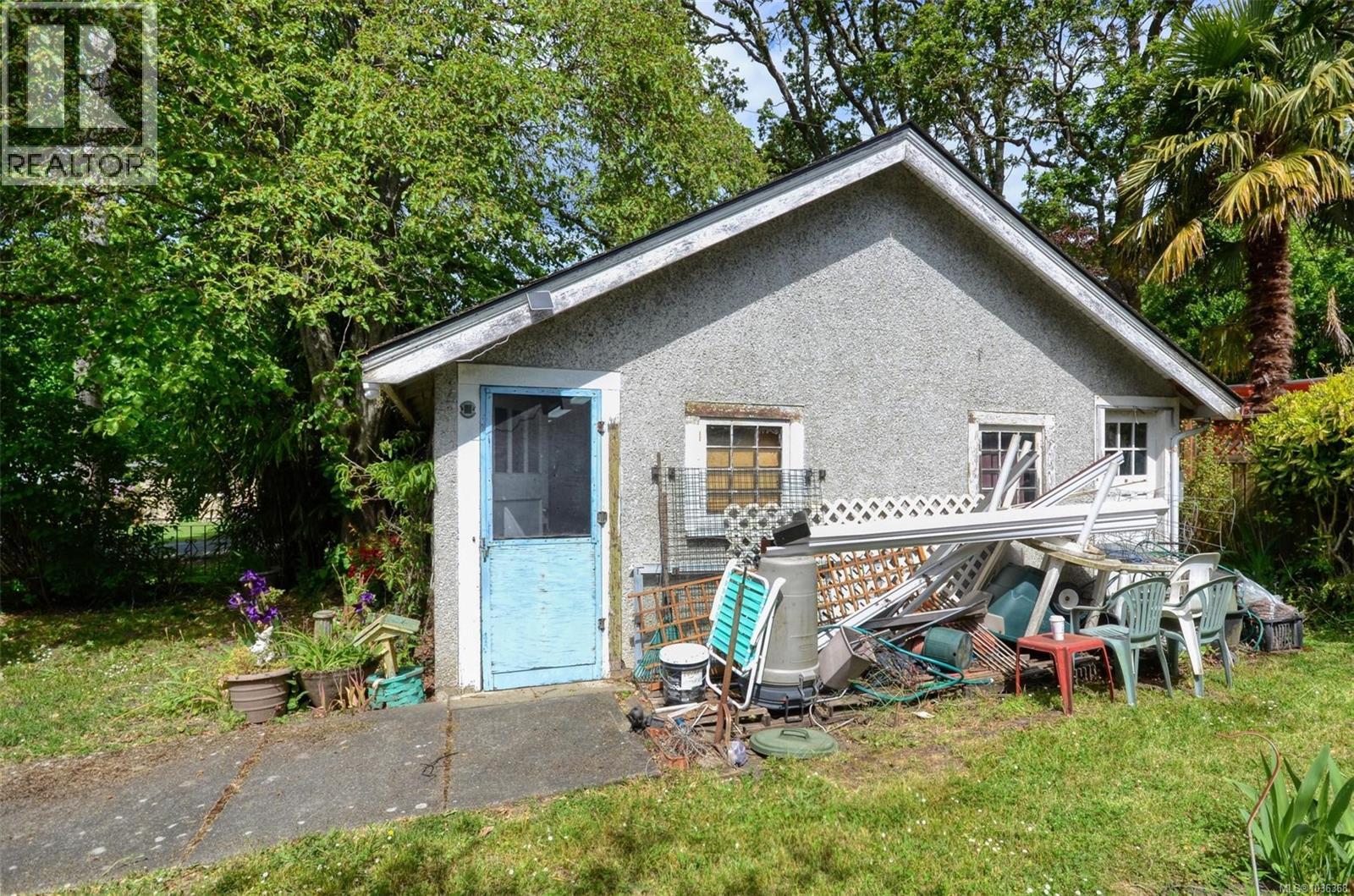 90 Obed Ave - 13