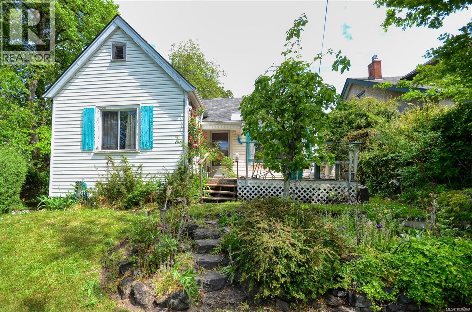 90 Obed Ave - 6
