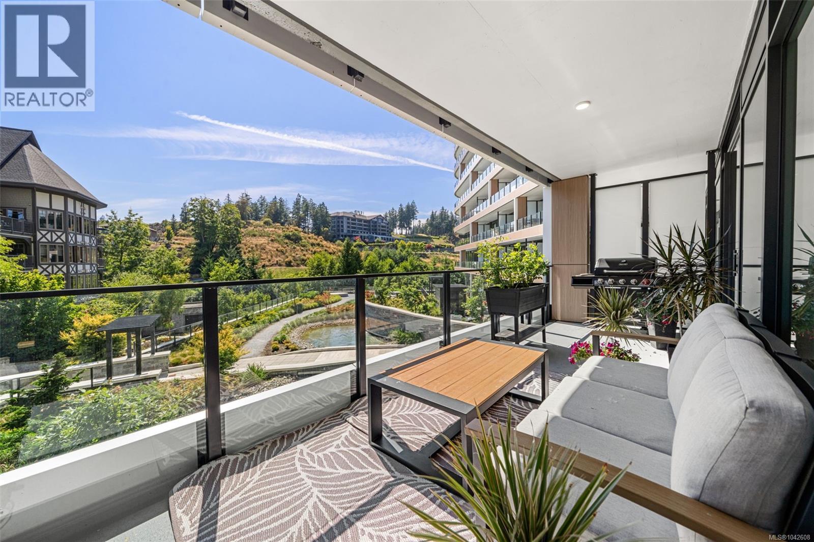 #705 2000 Hannington Rd - 24