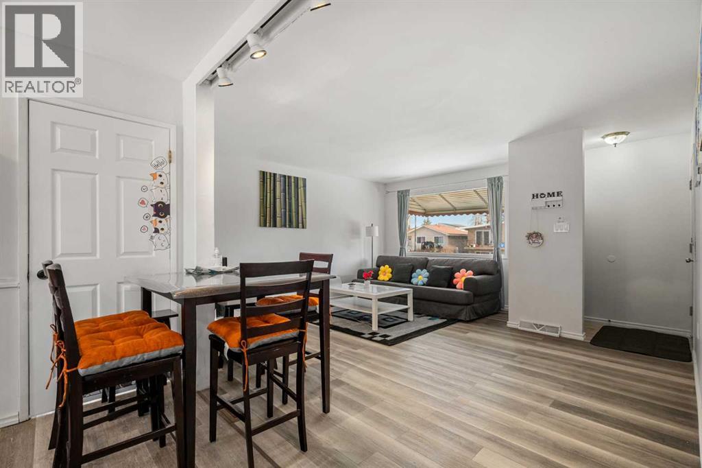 1527 46 Street SE - 25