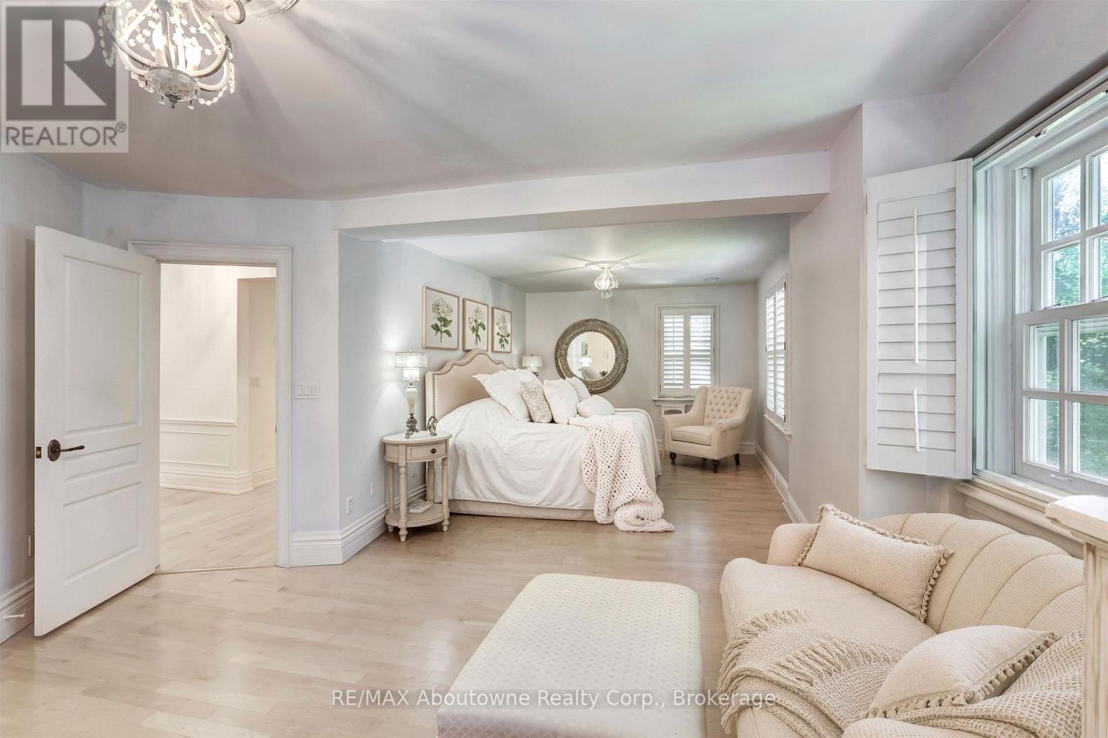 317 GLOUCESTER AVENUE - 22