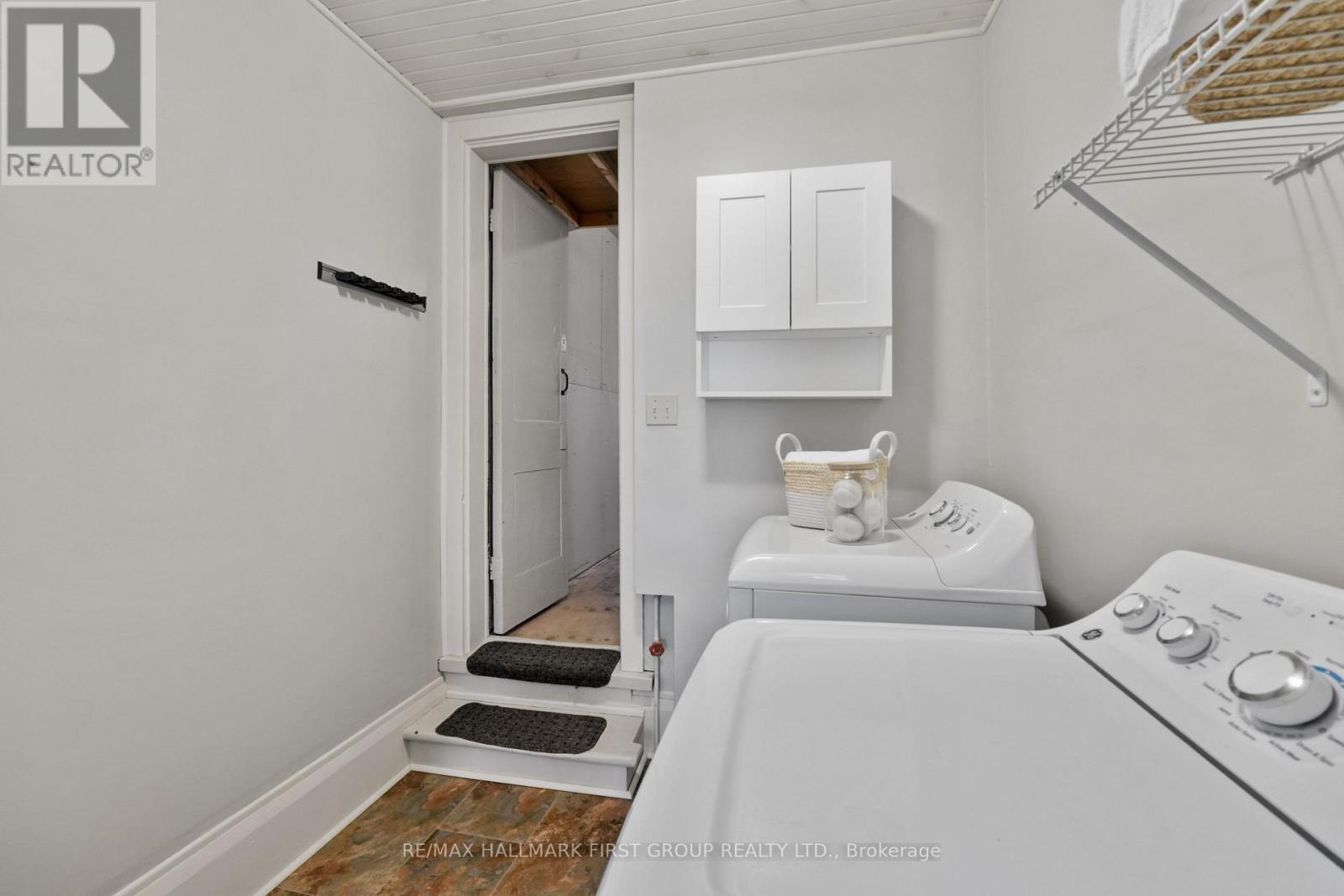 274 RIDOUT STREET - 19