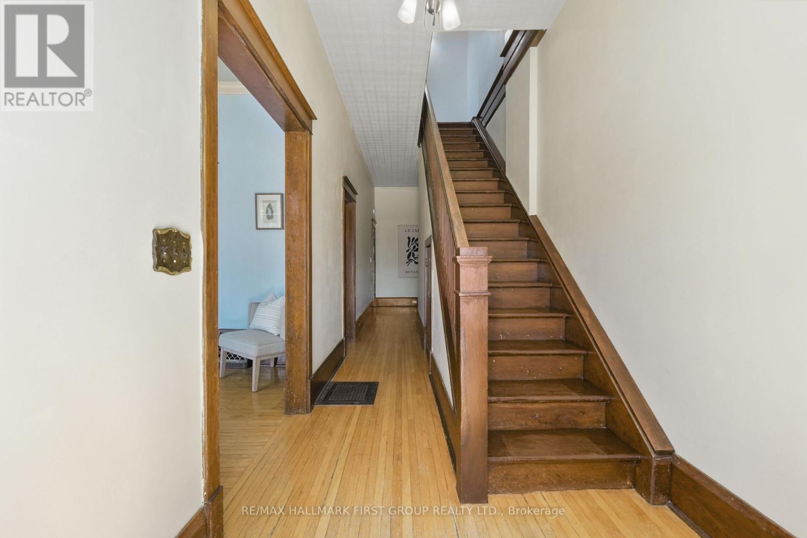 274 RIDOUT STREET - 5