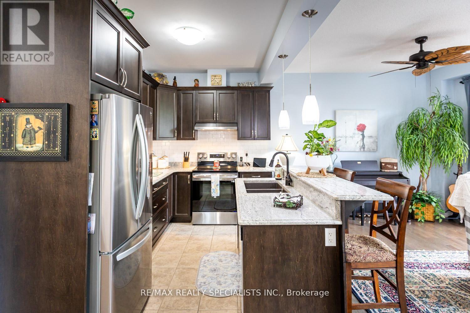 #20 380 LAKE STREET - 15