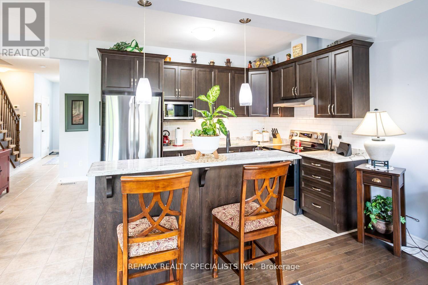 #20 380 LAKE STREET - 18