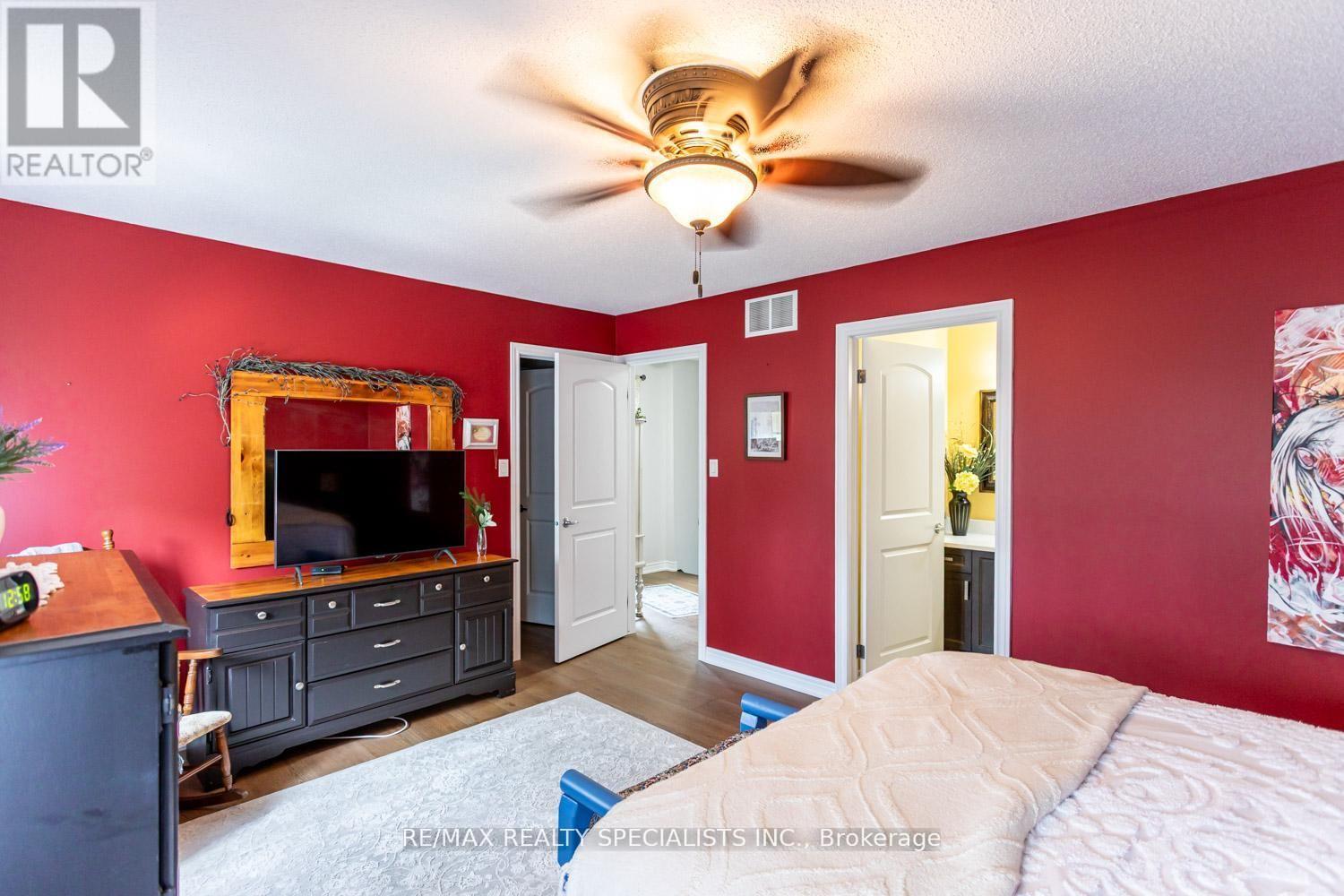 #20 380 LAKE STREET - 29