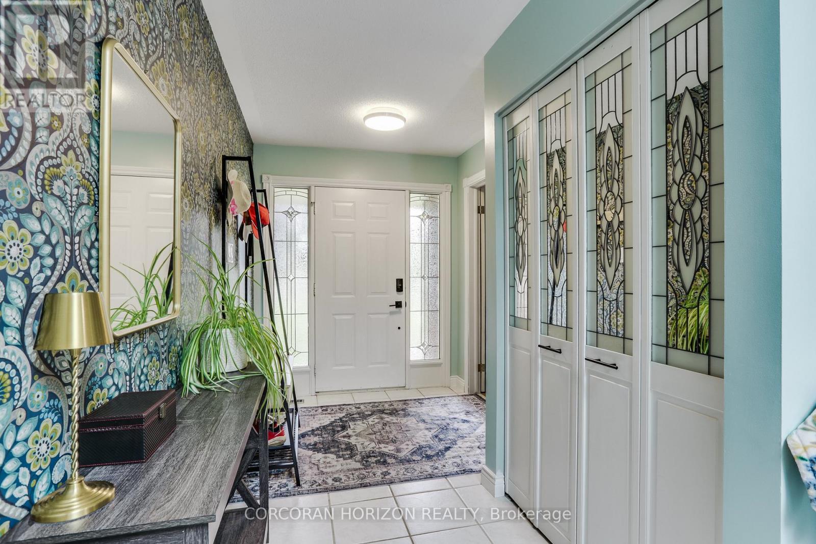 4542 AVENUE ROAD - 5