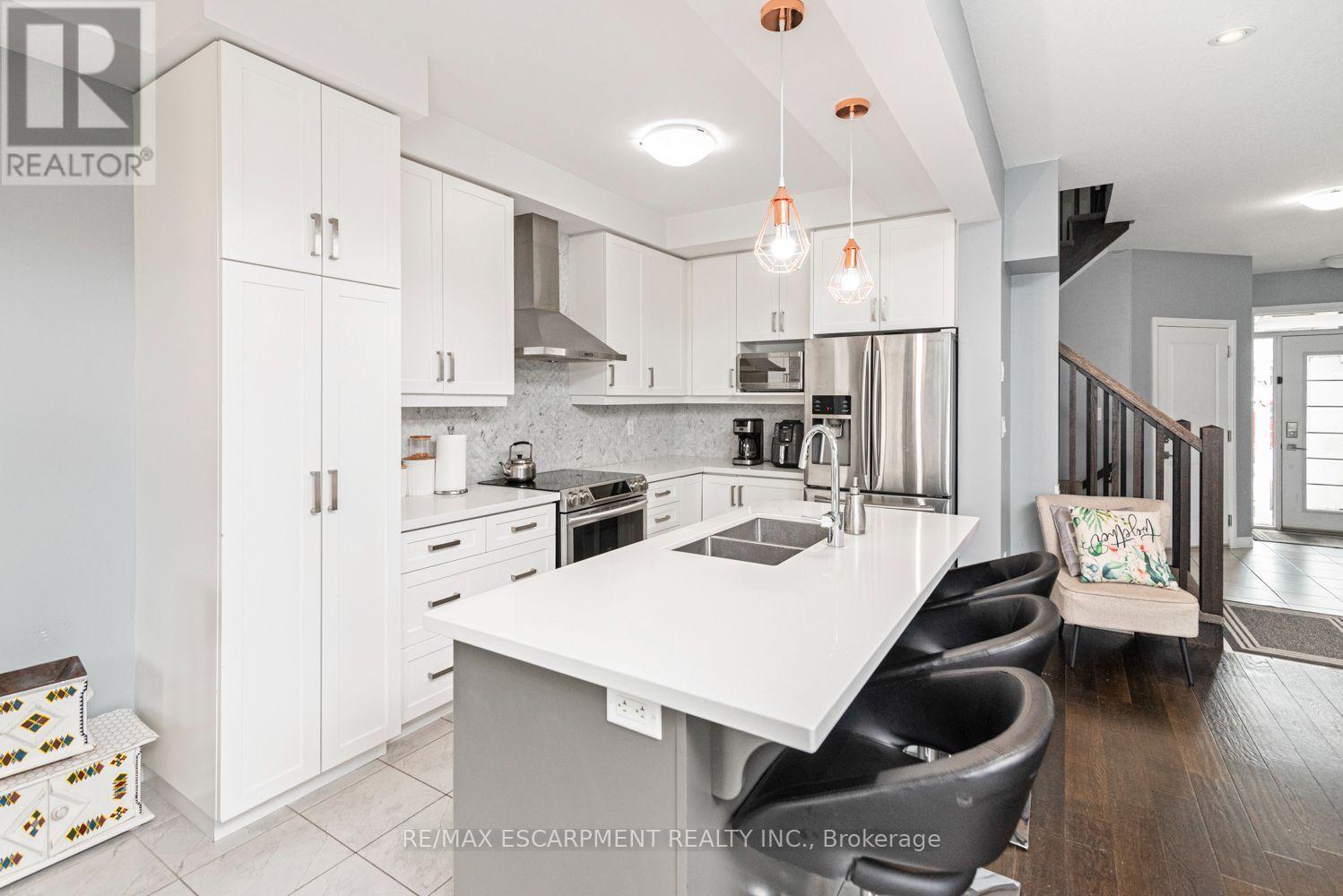 55 GREENWICH AVENUE - 14
