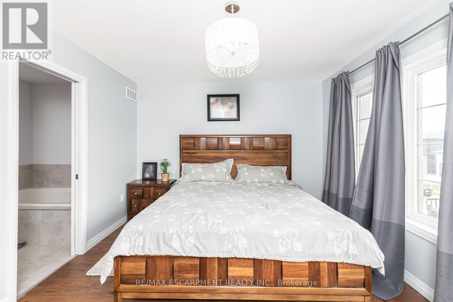 55 GREENWICH AVENUE - 34