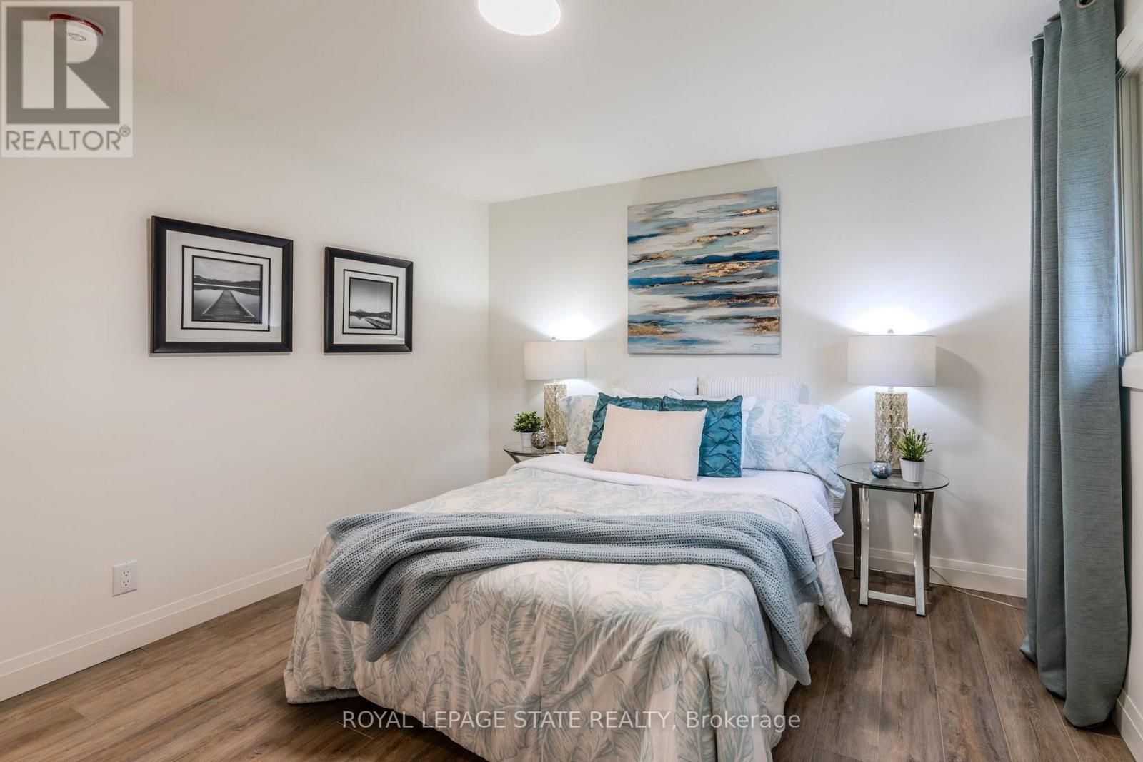 17 WOODSVIEW AVENUE - 11