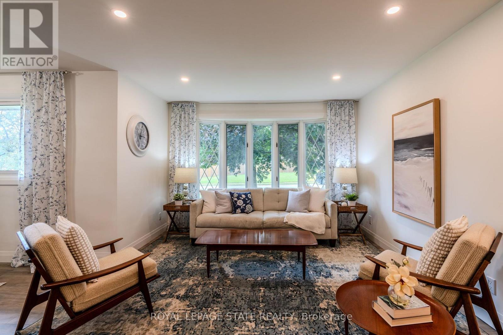 17 WOODSVIEW AVENUE - 3