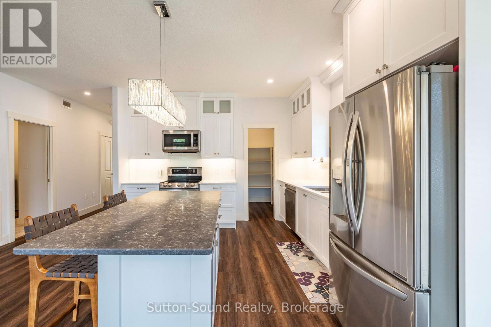 315 6TH AVENUE W - 11