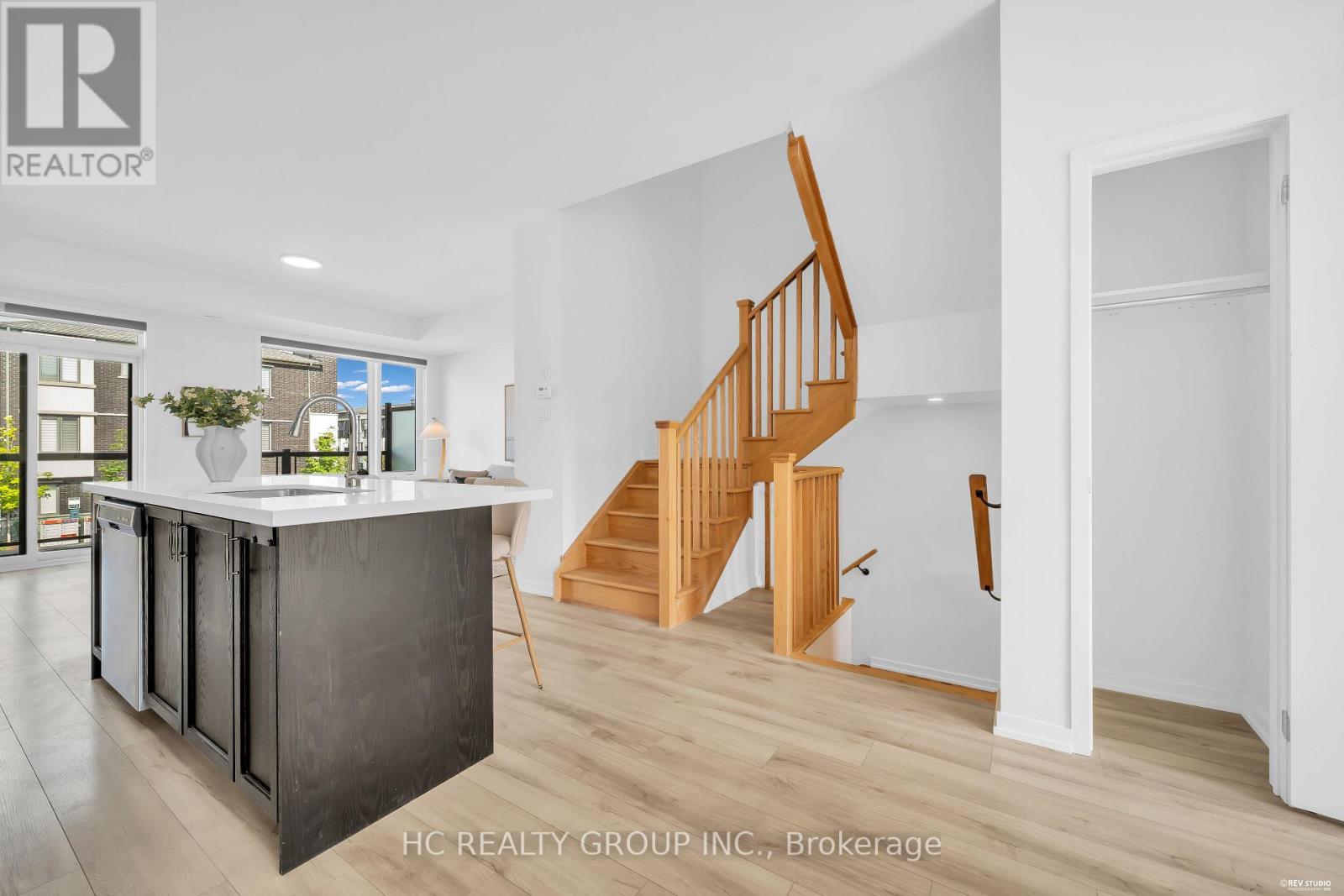95 CRIMSON FOREST DRIVE - 19