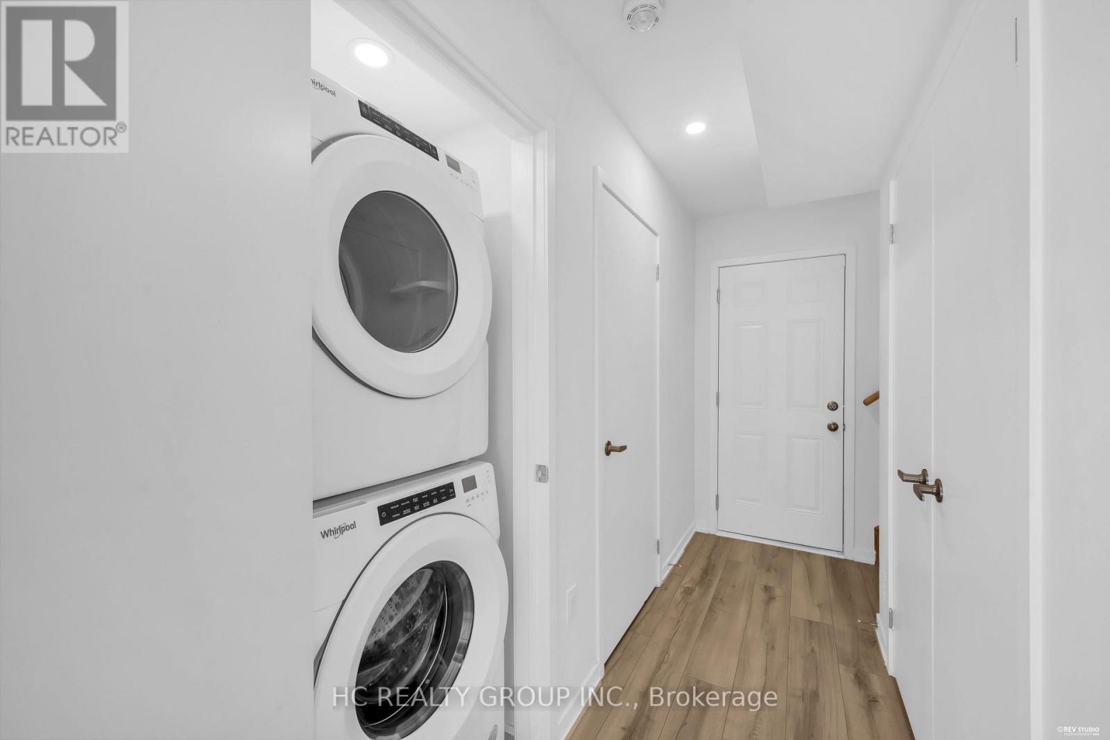95 CRIMSON FOREST DRIVE - 30