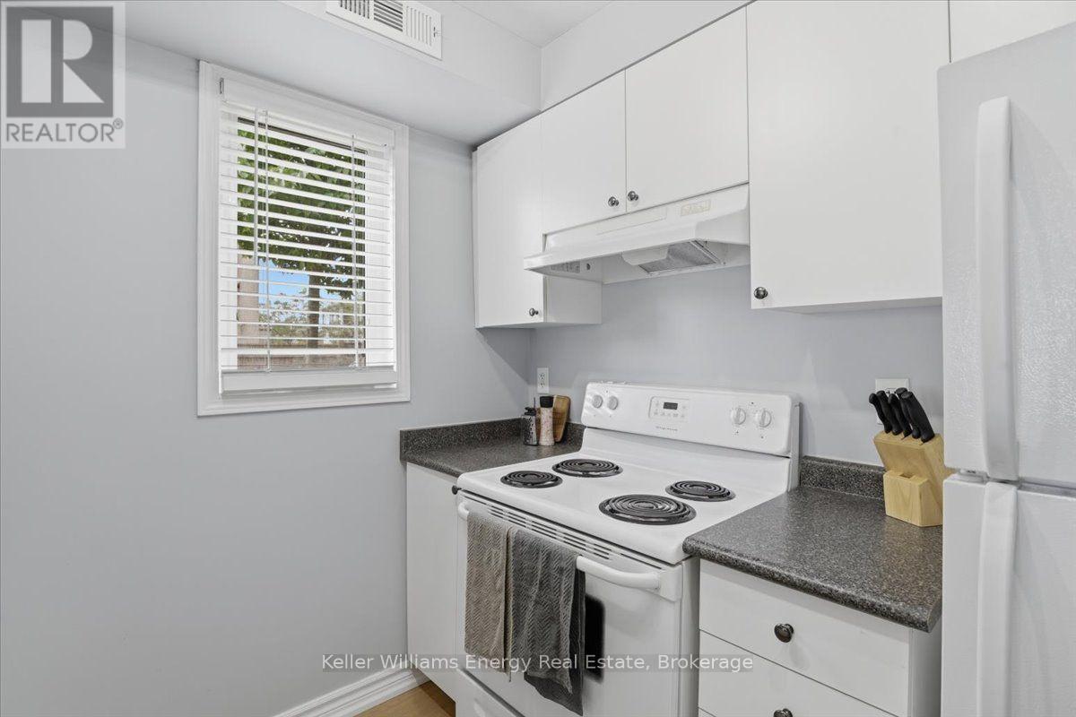 #1 56 PETRA WAY - 11