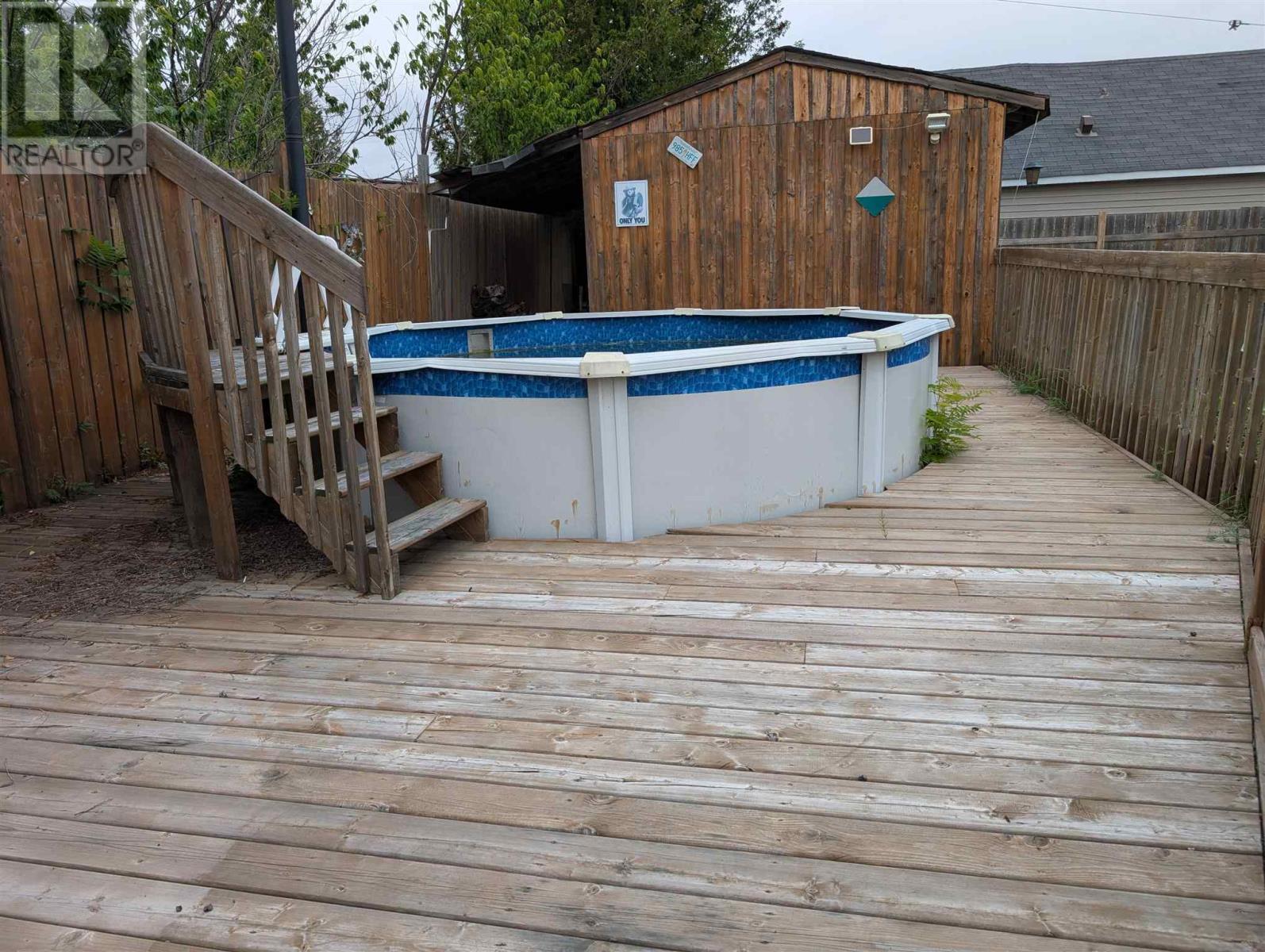 20 Montreal AVE - 24