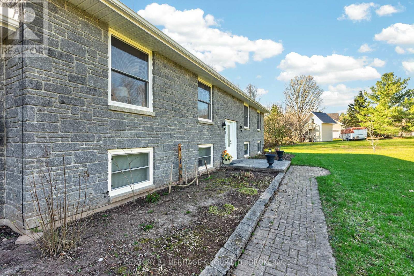 191 EMERSON ROAD - 6