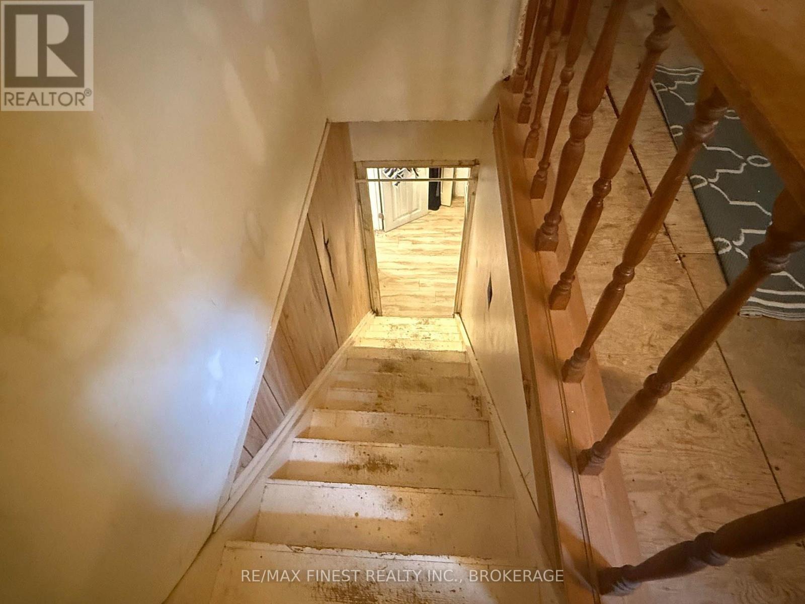 4556 MILBURN ROAD - 11