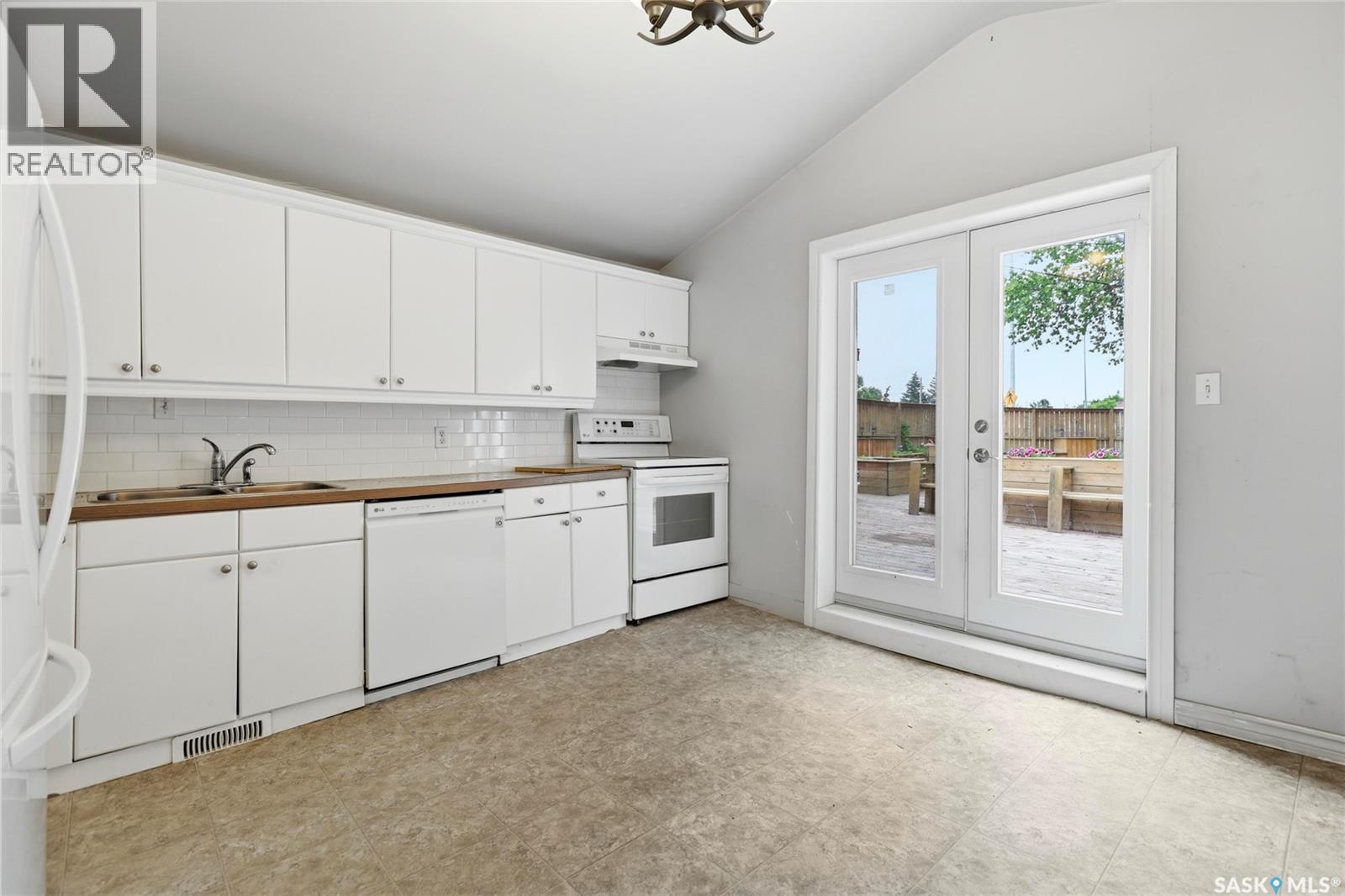 2157 Francis STREET - 10