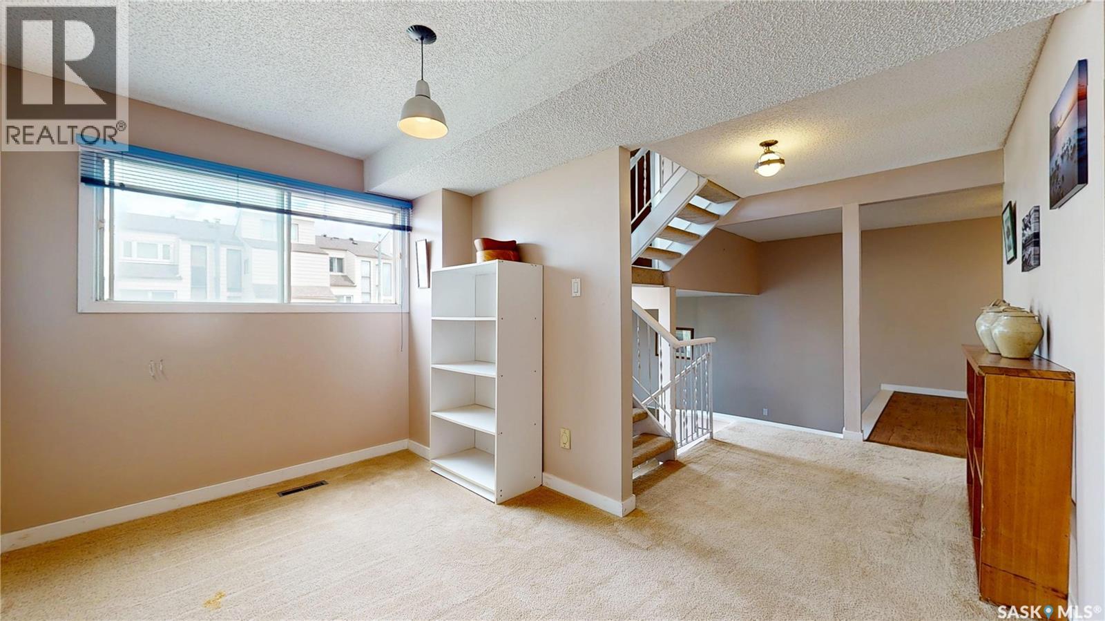 #5118 10th AVENUE - 25